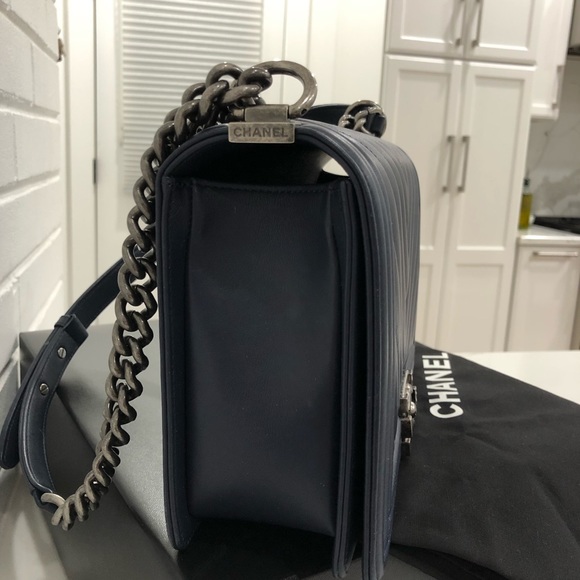 Chevron Chanel Boy Handbag - Picture 7 of 8